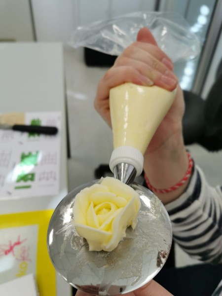 Buttercreme-Workshop am Samstag, 10.06.23 nachmittags in Frankfurt