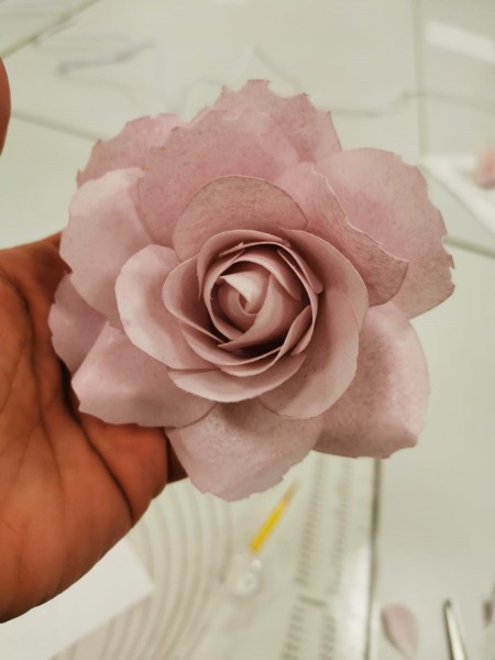 Blumen aus Wafer-Paper am Samstag, 22.7.23 nachmittags in Frankfurt