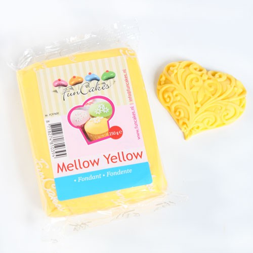 FunCakes Fondant gelb 250 g