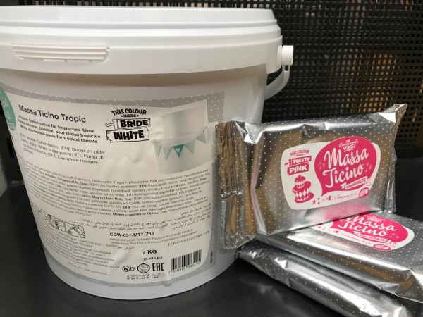 Massa Ticino™ Tropic weiß 7 kg Eimer + 750g pink gratis dazu!