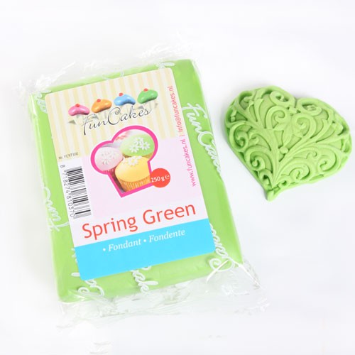 FunCakes Fondant Spring green 250 g