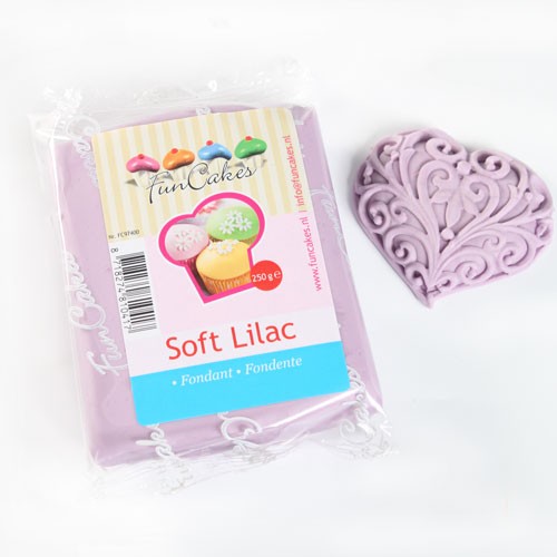 FunCakes Fondant hell lila / Pastel Lilac 250 g